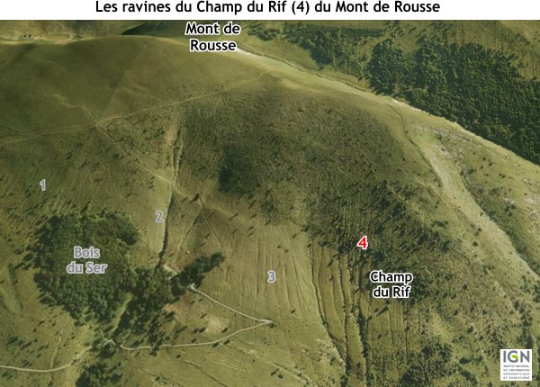 Les ravines du Champ du Rif sous le Mont de Rousse en Isère