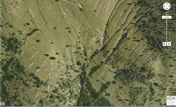 La zone des talus du Mont de Rousse en Isère