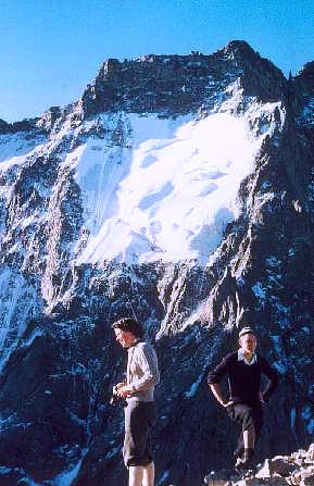 Le glacier suspendu de l'Ailefroide