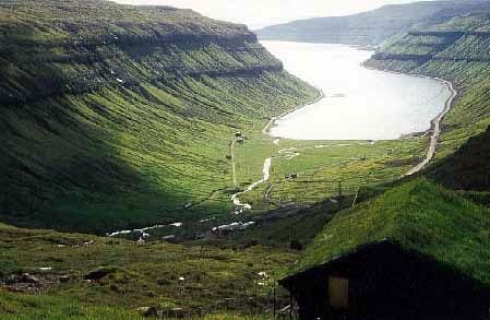 Fjord des îles Féroé