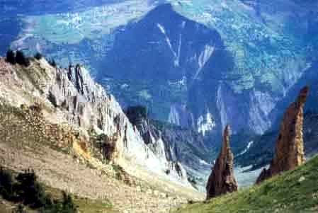 Les aiguilles de la Combe Genin