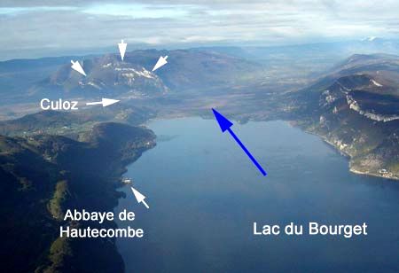 Lac du Bourget face au versant d'érosion de Culoz