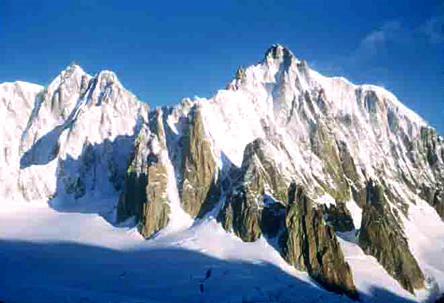 Pyramide du Tacul, Grand et Petit Capucin, Pointe Adolphe Rey et Roi de Siam à Chamonix