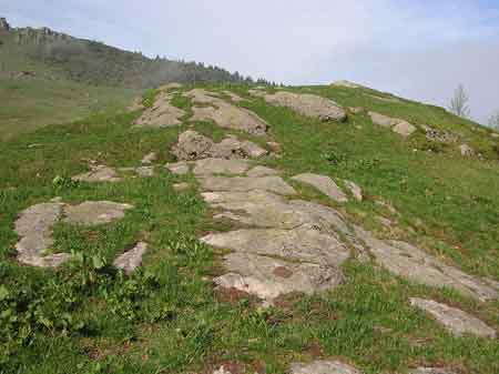 Le verrou rocheux du col de Merdaret