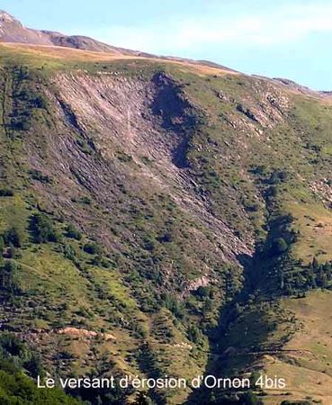 Un versant d'érosion près d'Ornon (Isère)