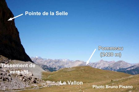 L'épaulement en pommeau à la sortie du Vallon